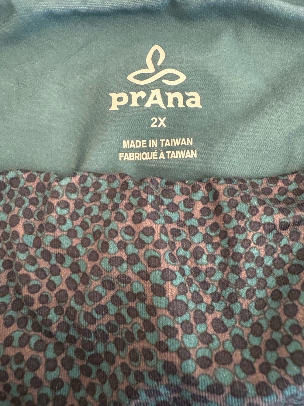 PrAna Pillar printed leggings in a teal marina spot pattern